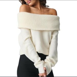 NEW Ecru Off-Shoulder Sweater Blouse Light weight Ribbed Shoulder Ribbed Hem M